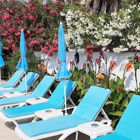 Beautiful 4-Bed Villa Private Pools Villa *