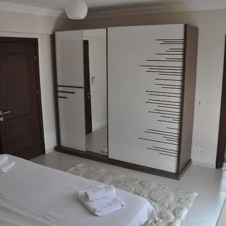 Beautiful 4-Bed Villa Private Pools Villa